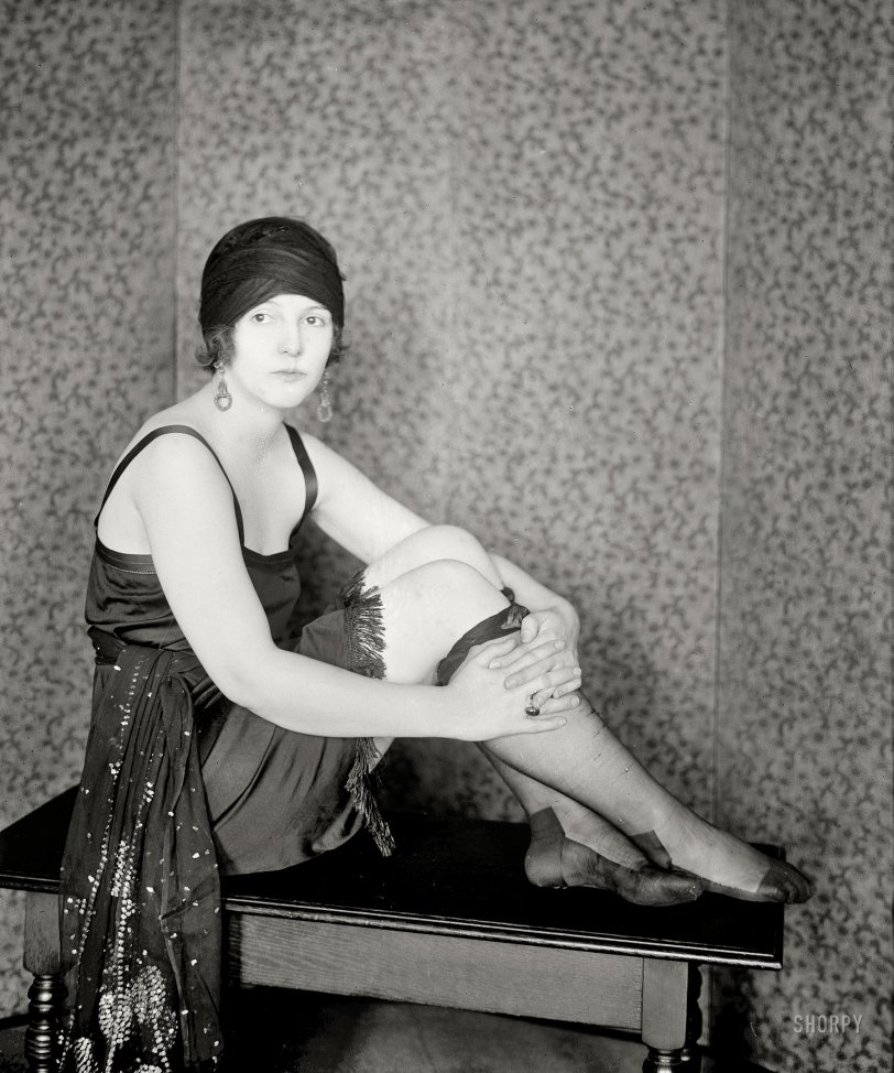 Madame F: 1922