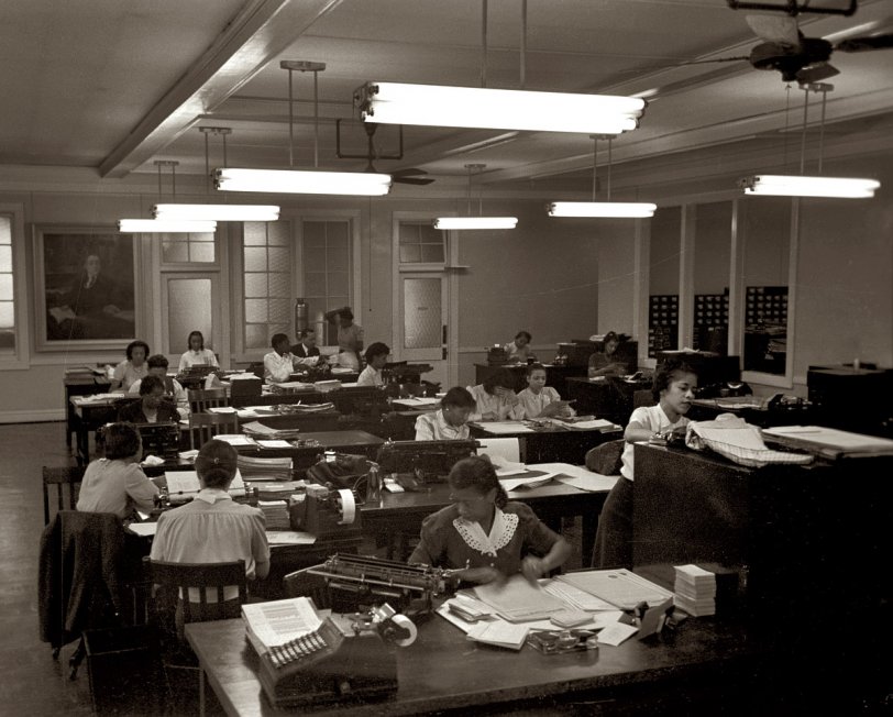 Image of an Insurance Office on the South Side of Chicago in 1941