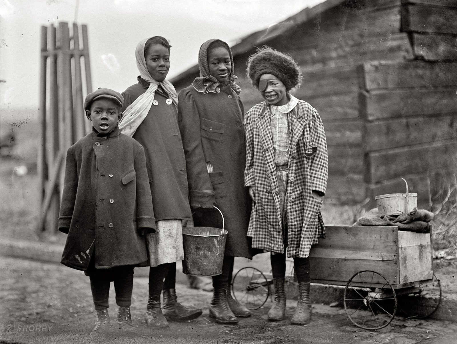 District of Columbia, 1911. "Negroes. Negro life in Washington." Harris & Ewing Collection glass negative, Library of Congress. View full size.