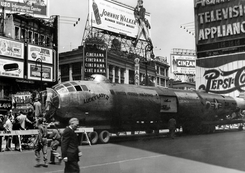 Promotional event for the film "Desert Rats." Taken on Times Square in New York City on May 10, 1953 by Peter Jingeleski. View full size.
