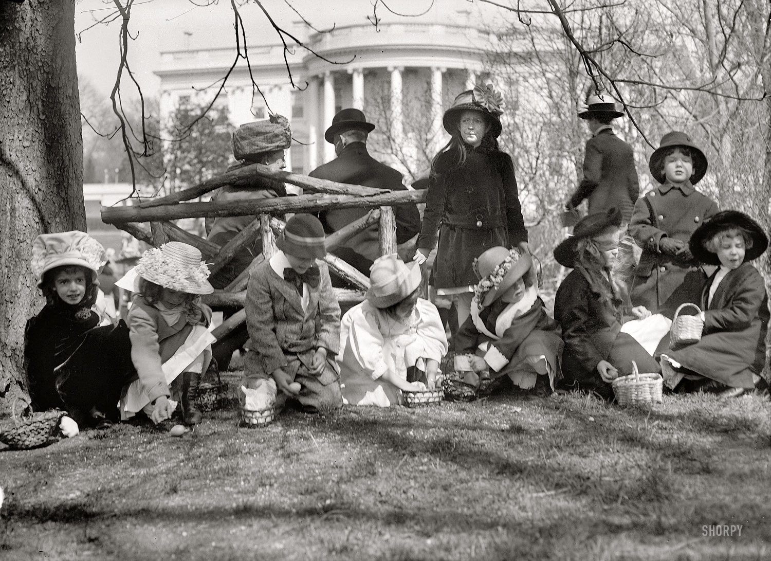 "Easter egg rolling at White House, 1911." Harris & Ewing. View full size.