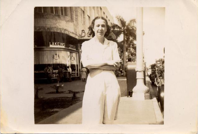 Here's my Aunt, somewhere in Miami Beach in the 1950s. Is this Lincoln Road? Is the storefront in the background a giveaway? 