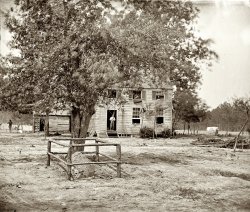 June 1862. Fair Oaks, Virginia. "Frame house on Fair Oaks battlefield used by Hooker's division as a hospital." Wet plate glass negative, right half of stereo pair. Photograph by James F. Gibson. View full size. Closeups of the windows.