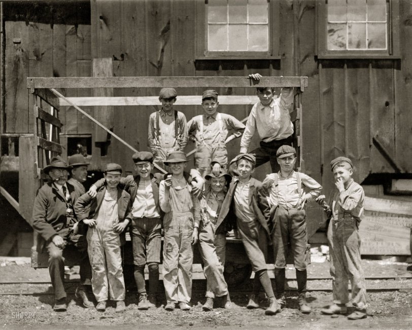 Working Boys: 1910
