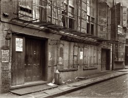 New York, 1908. "The Chinese Opera House." 5-7 Doyers Street. 8x10 glass negative, George Grantham Bain Collection, Library of Congress. View full size.