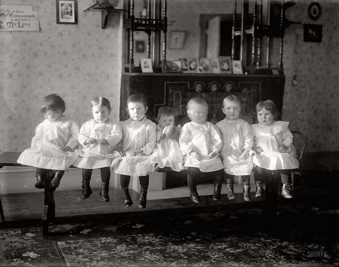 New York City, May 1908. "Children's Aid Society." A tottering array of tots. 8x10 glass negative, George Grantham Bain Collection. View full size.
