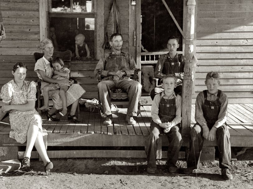 Family Gathering: 1938