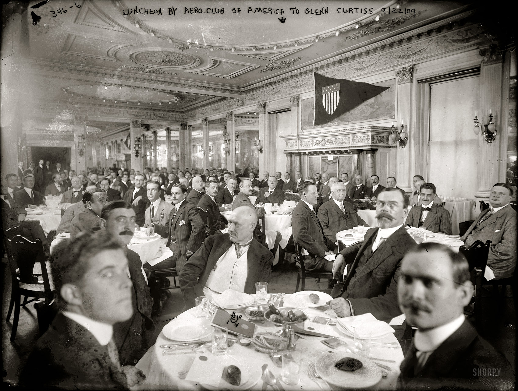 New York, Sept. 22, 1909. "Luncheon by Aero Club of America at Lawyers Club honoring Glenn Curtiss." 8x10 glass negative, Bain News Service. View full size.