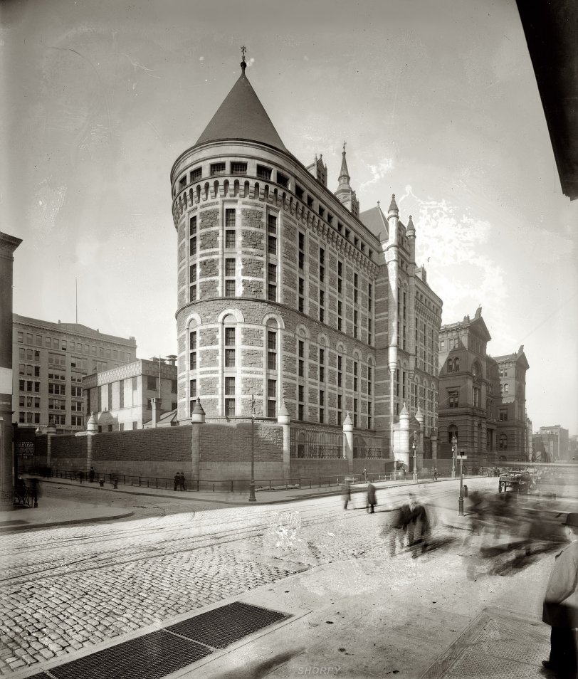 "Tombs Prison N.Y." And Manhattan Criminal Courts Building in November 1907. 8x10 glass negative, George Grantham Bain Collection. View full size.
