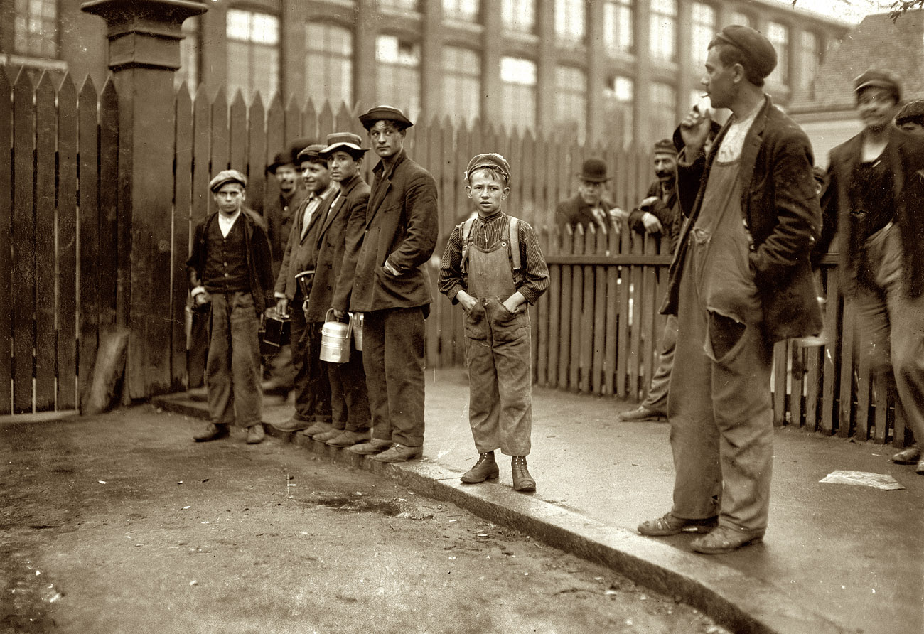 June 10, 1909. 6 a.m. Warren, Rhode Island. "Boys going to work in Warren Manufacturing Company. Plenty of youngsters here." View full size. Photograph and caption by Lewis Wickes Hine.