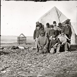 "Soldier group, Federal Army." Circa 1865 wet-plate glass negative, location and photographer unknown. Library of Congress Civil War collection. View full size