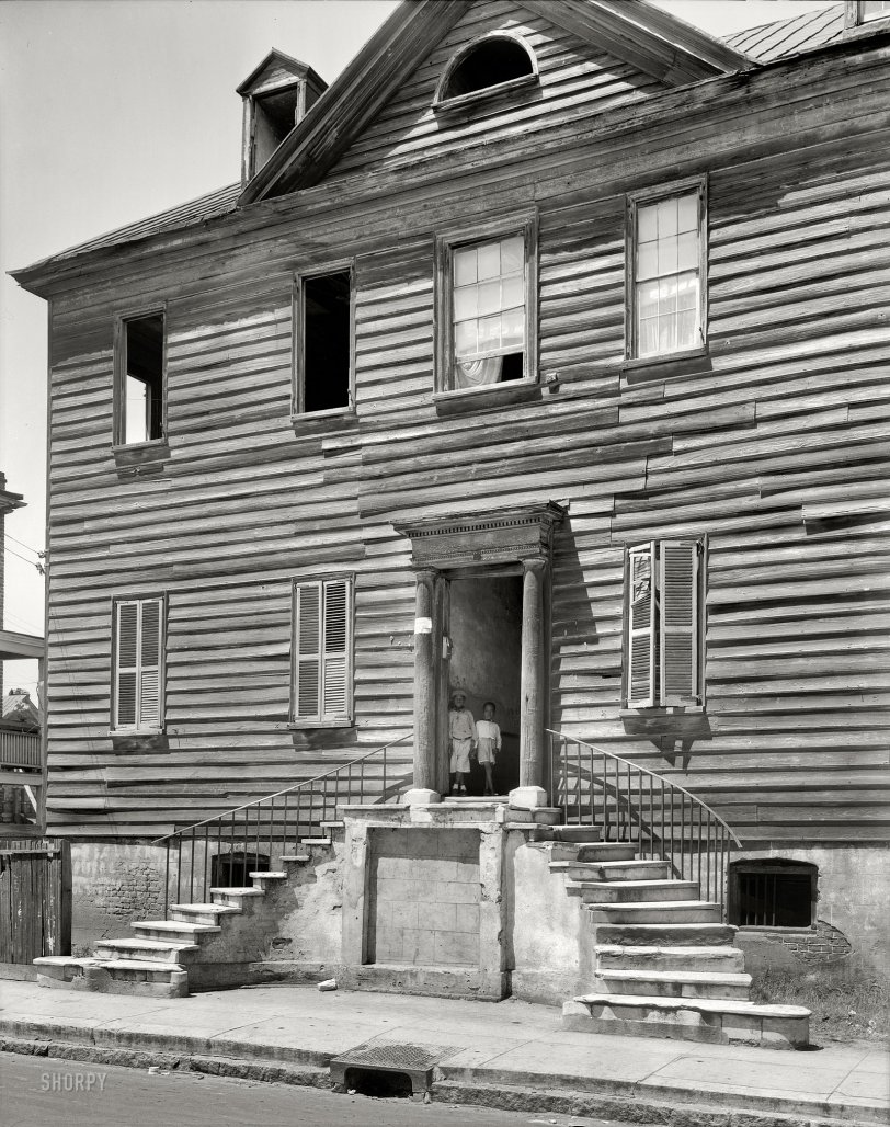 1937. Charleston, South Carolina. 7-9-11 Beaufain Street, "The Quarters." 8x10 inch acetate negative by Frances Benjamin Johnston. View full size.
