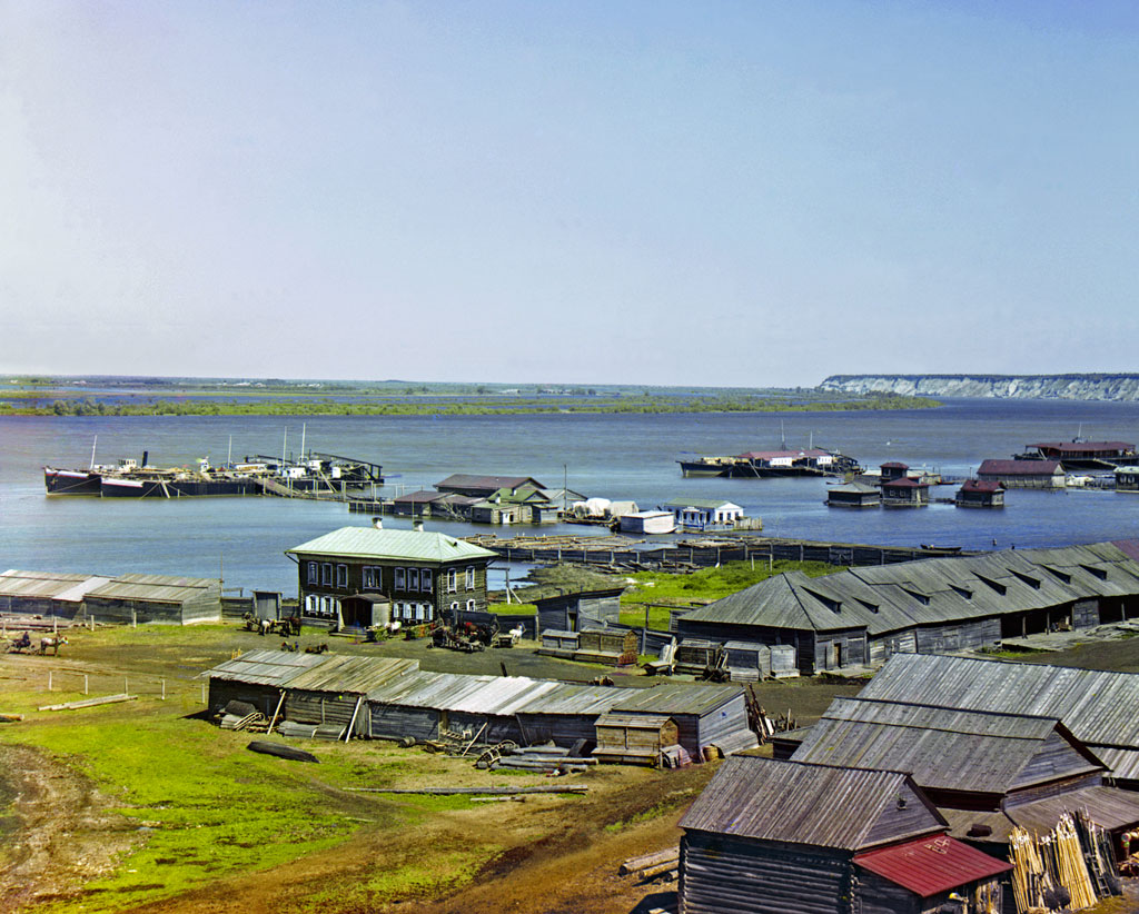 The confluence of the Irtysh and Tobol rivers in the Russian Empire. Photograpy by Sergei Mikhailovich Prokudin-Gorskii, 1912. View full size