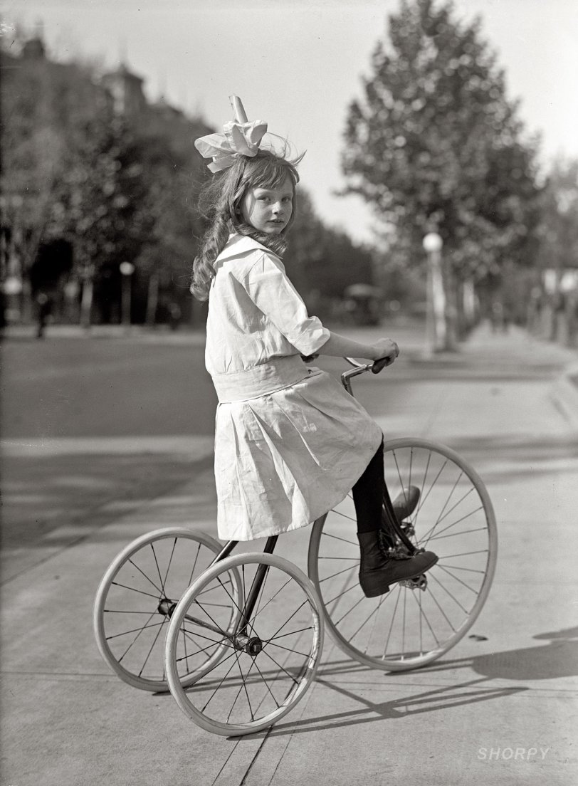 Tyke on Trike: 1915
