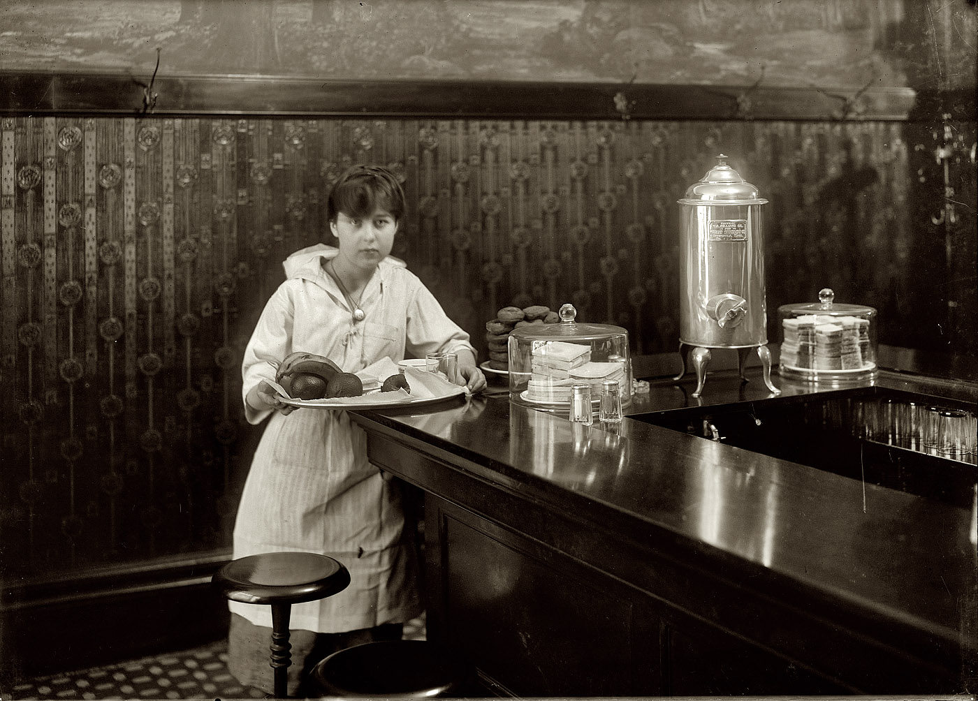 January 31, 1917. "Exchange Luncheon. Delia Kane, 14 years old. 99 C Street, South Boston. A young waitress." View full size. Photo by Lewis Wickes Hine.
