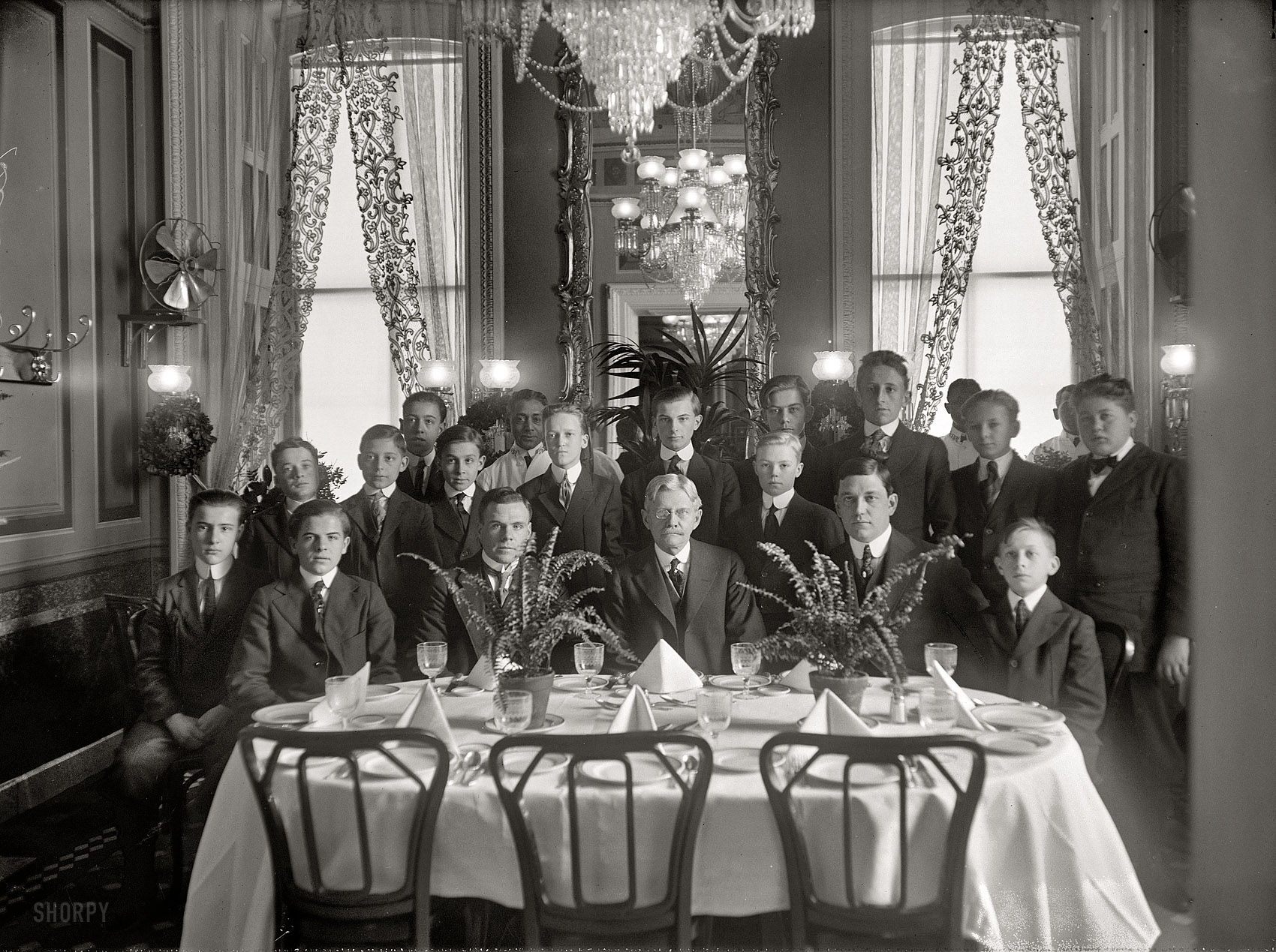 1916. "Senate pages. Marshall, center, giving dinner to pages." I know you'll all be on your very best behavior. Harris & Ewing Collection negative. View full size.