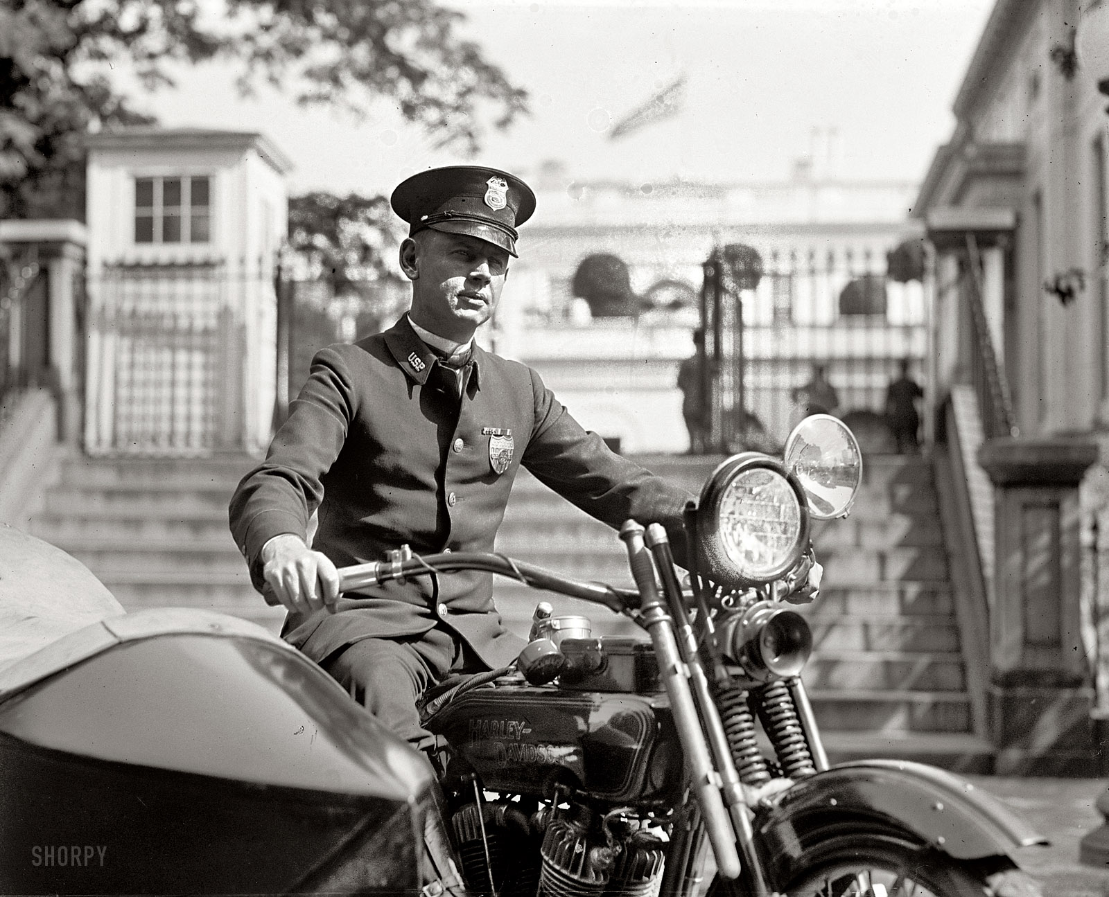 At the White House gates. "M.A. Rainey, October 5, 1922." National Photo Company Collection glass negative. View full size.