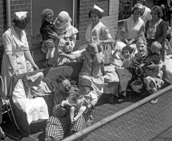 The circus visits a children's hospital in the Washington, D.C. area on May 1, 1923. From the National Photo Company collection. View full size.