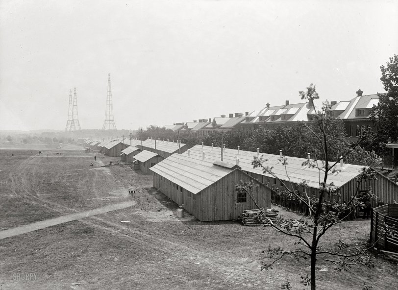 Arlington, Virginia. "Fort Myer officers' training camp, 1917." Radio masts for the Navy's wireless station are in the background; the tallest measured some 600 feet. Harris & Ewing Collection glass negative. View full size.