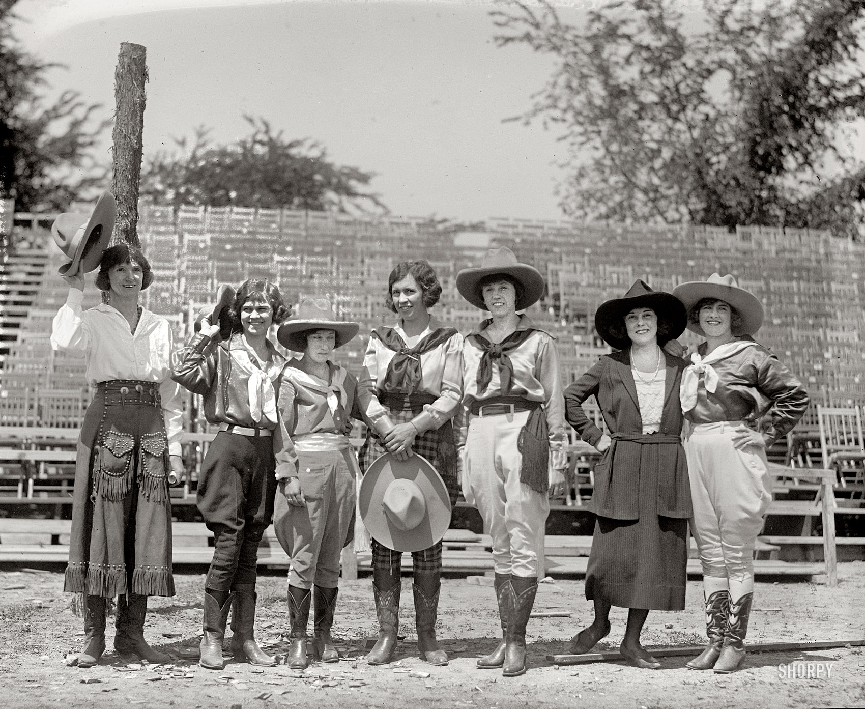 May 29, 1923. "Wild West performers." At the Shrine convention in Washington, D.C. National Photo Company Collection glass negative. View full size.