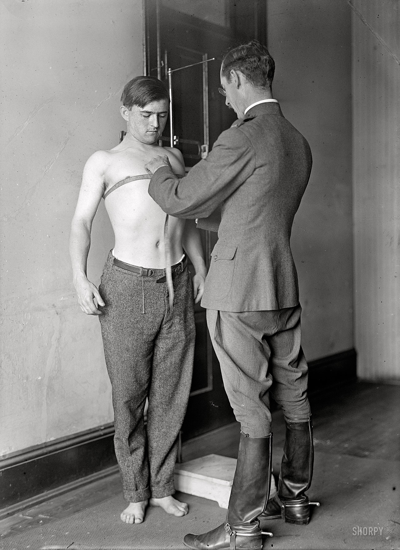 1917. "U.S. Army. Physical examination." Our second look at this young man's initiation into the Army. Harris & Ewing glass negative. View full size.