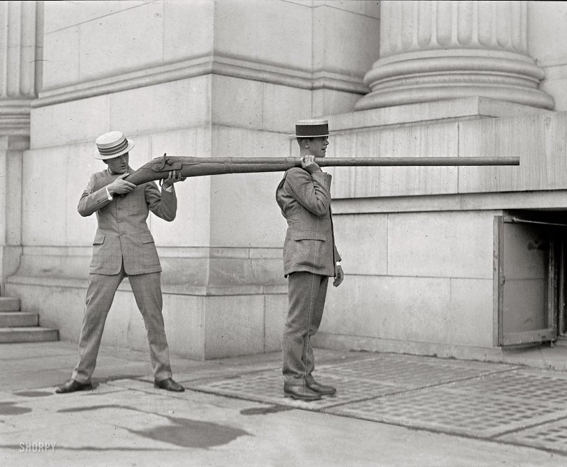 July 30, 1923. Washington, D.C. "Big gun." National Photo Co. View full size.
