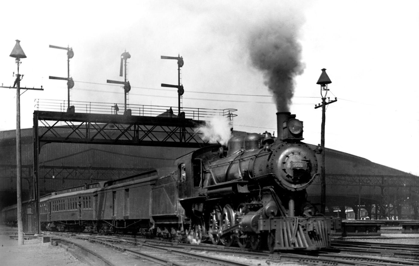 At the time of the St. Louis World's Fair in 1904, on of the Frisco Railroad's flagship trains departs Union Station for the southwest. Cue Scott Joplin. View full size