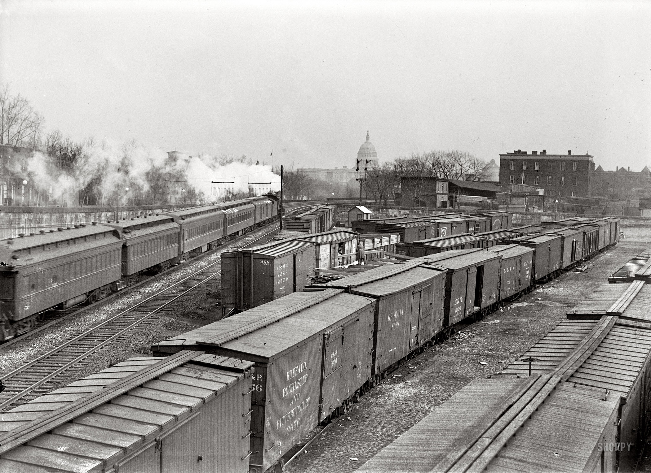 Washington, D.C., circa 1917. "U.S. Capitol dome from rail yards in Southeast section." Harris & Ewing Collection glass negative. View full size.