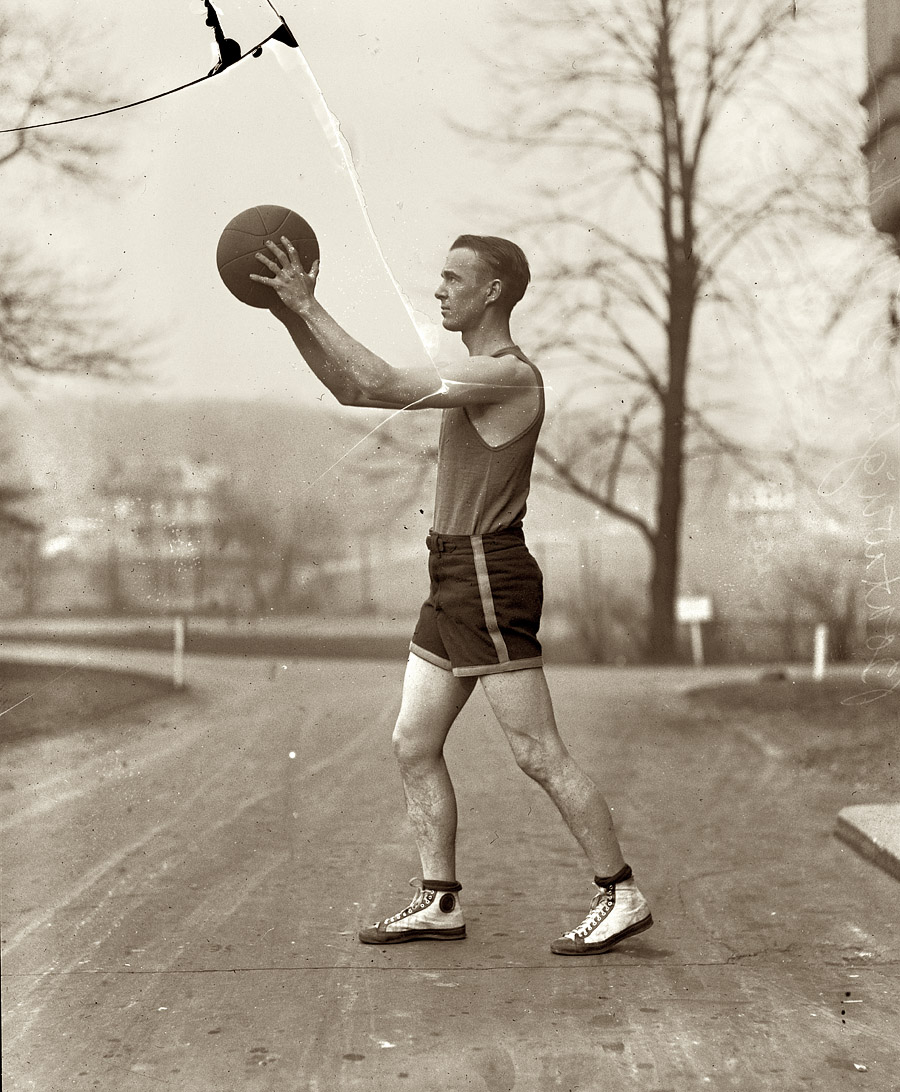 "Boatwright, Gallaudet '24," taken that year at the venerable Washington, D.C., college for the deaf. View full size. National Photo Company Collection.