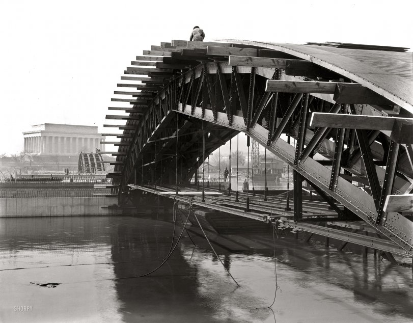 Washington, D.C., circa 1930. "Construction of Memorial Bridge over Potomac River." Acetate negative by Theodor Horydczak. View full size.
