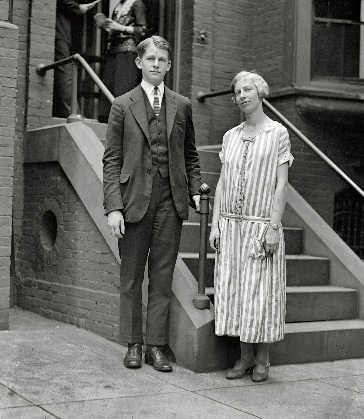 June 3, 1924. "Leonard and Edna Wilbur," children of Navy Secretary Curtis Wilbur. National Photo Company Collection glass negative. View full size.