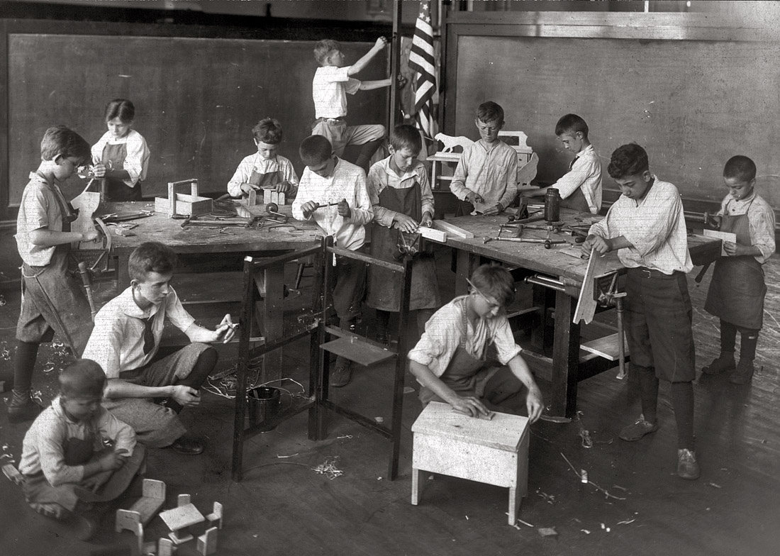 1917. "Manual training class at the Franklin summer open-air school in Chicago." The open-air movement, which started in 1908 and ran through the 1930s, provided for the education of children with tuberculosis while at the same time crusading against "ventilating systems which do not ventilate." The movement (one subcategory of which was the "open window school") reflected a prevailing belief in the therapeutic powers of fresh air. Photograph by Burke & Atwell, Chicago. Elizabeth McCormick Memorial Fund. View full size.