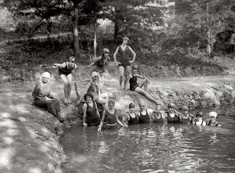  "National American Ballet." August 20, 1924. Our svelte dancers take a dip in or around Washington, D.C. National Photo glass negative. View full size.
