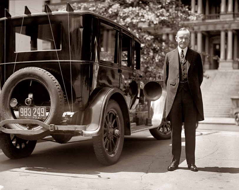 August 14, 1924. President Calvin Coolidge and his radio-equipped Buick automobile in Washington. View full size. National Photo Company Collection.
