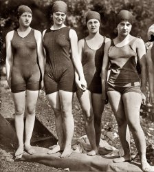 Mermaid Club: 1920