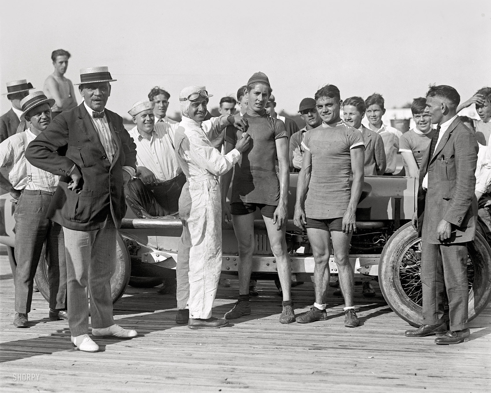 July 18, 1925. Laurel, Maryland. "Race car driver Peter De Paolo and Chas. Allen, Laurel bicycle races." National Photo Company glass negative. View full size.