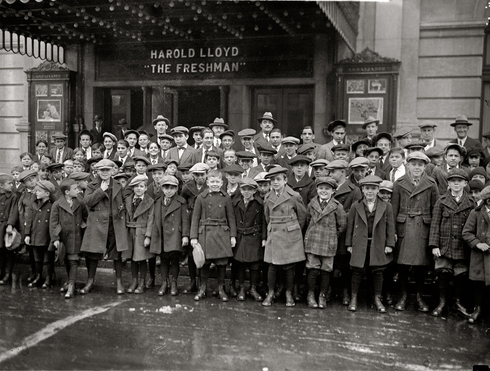 November 24, 1925. Washington, D.C. "City orphans at Ambassador Theatre." National Photo Company Collection glass negative. View full size.