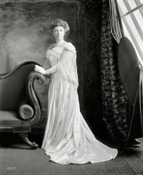 "Mrs. William Howard Taft." First Lady Helen Herron (Nellie) Taft at the H&E studios circa 1909. Harris & Ewing Collection glass negative. View full size.