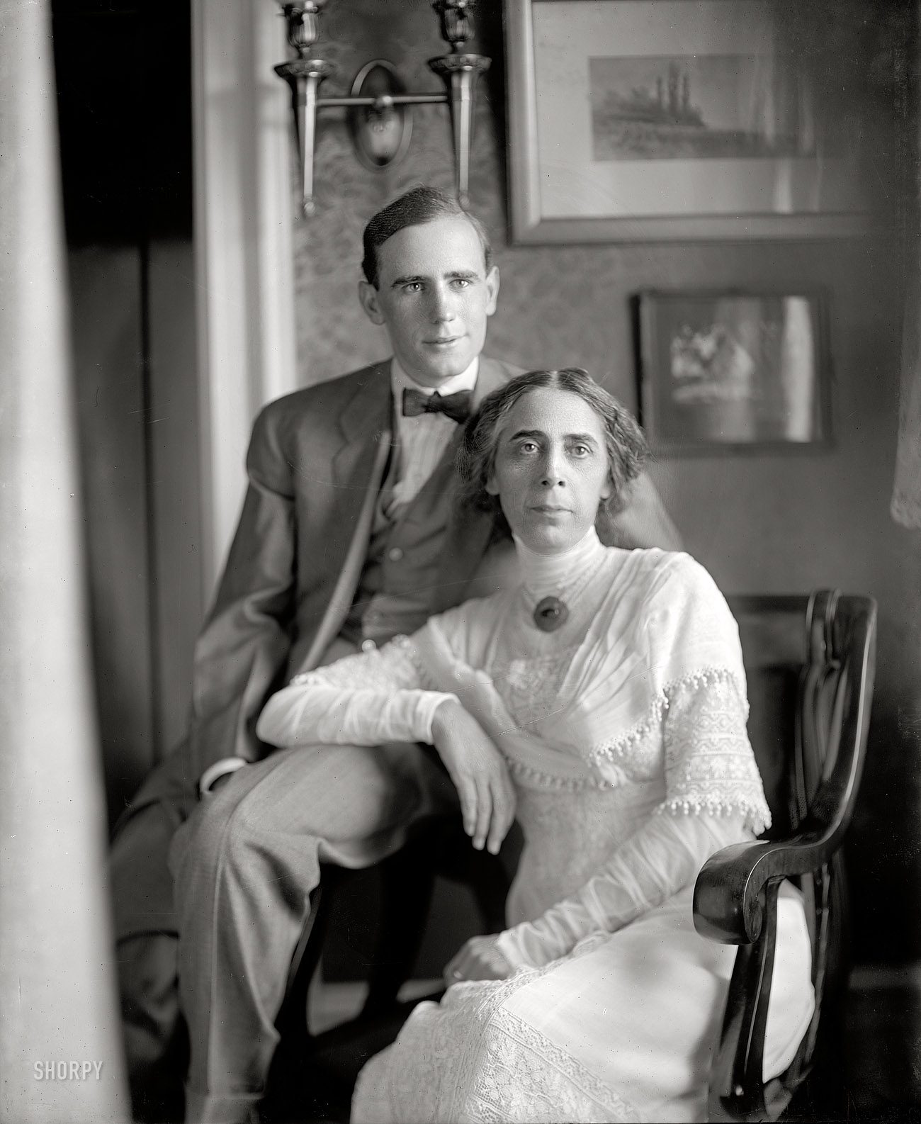 Washington, D.C., circa 1912. "Mrs. Champ Clark and son." Genevieve Clark, wife of House Speaker Champ Clark, and their son, Bennett, the future United States senator last seen here. Harris & Ewing Collection glass negative. View full size.