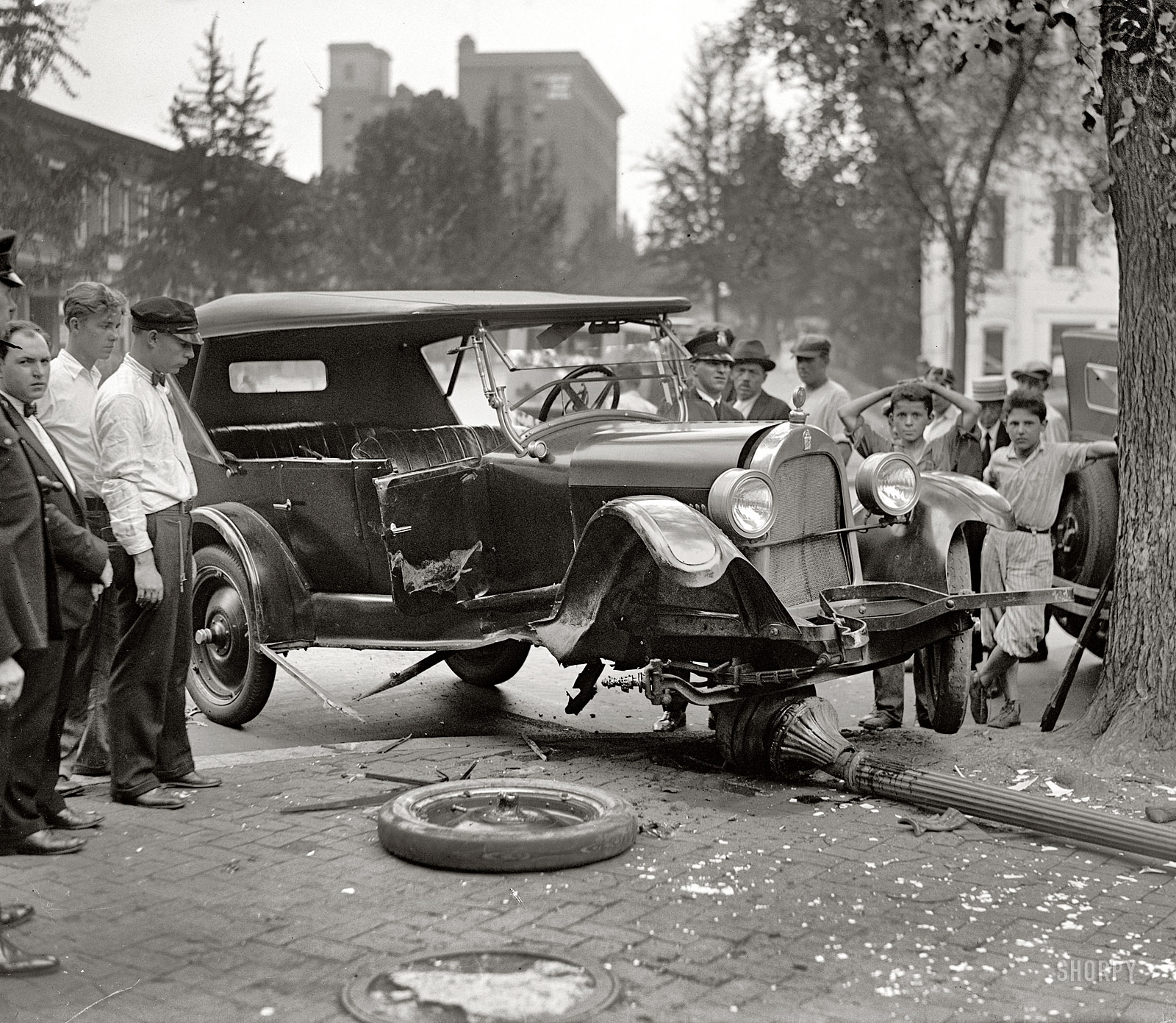 Washington, D.C., circa 1926. "Auto accident." With no shortage of witnesses. National Photo Company Collection glass negative. View full size.
