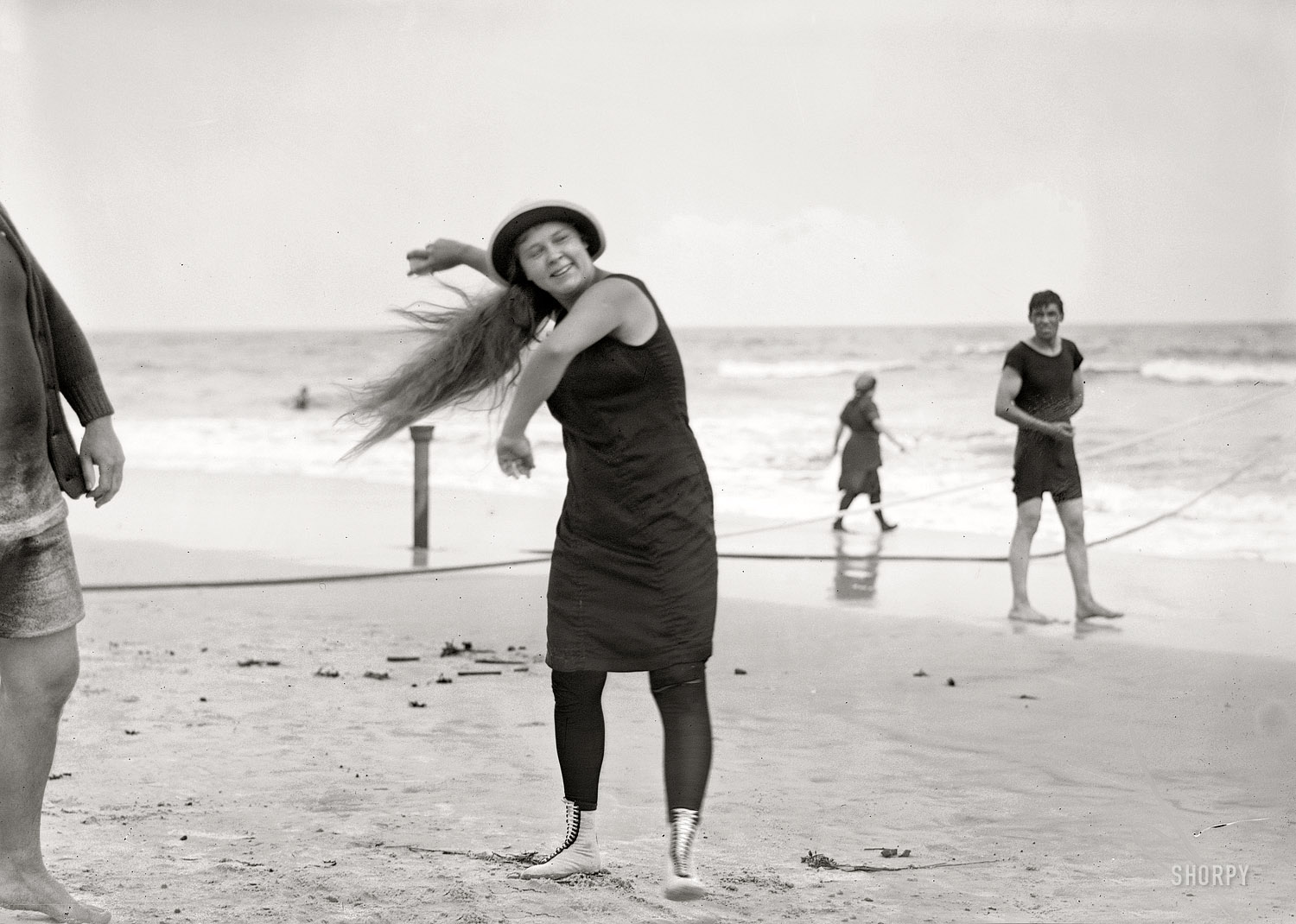 Long Beach, Long Island, N.Y., circa 1913. "Hazel Reiber." Who was evidently enough of a notable to have her picture taken (twice) by the Bain News Service. 5x7 glass negative, George Grantham Bain Collection. View full size.