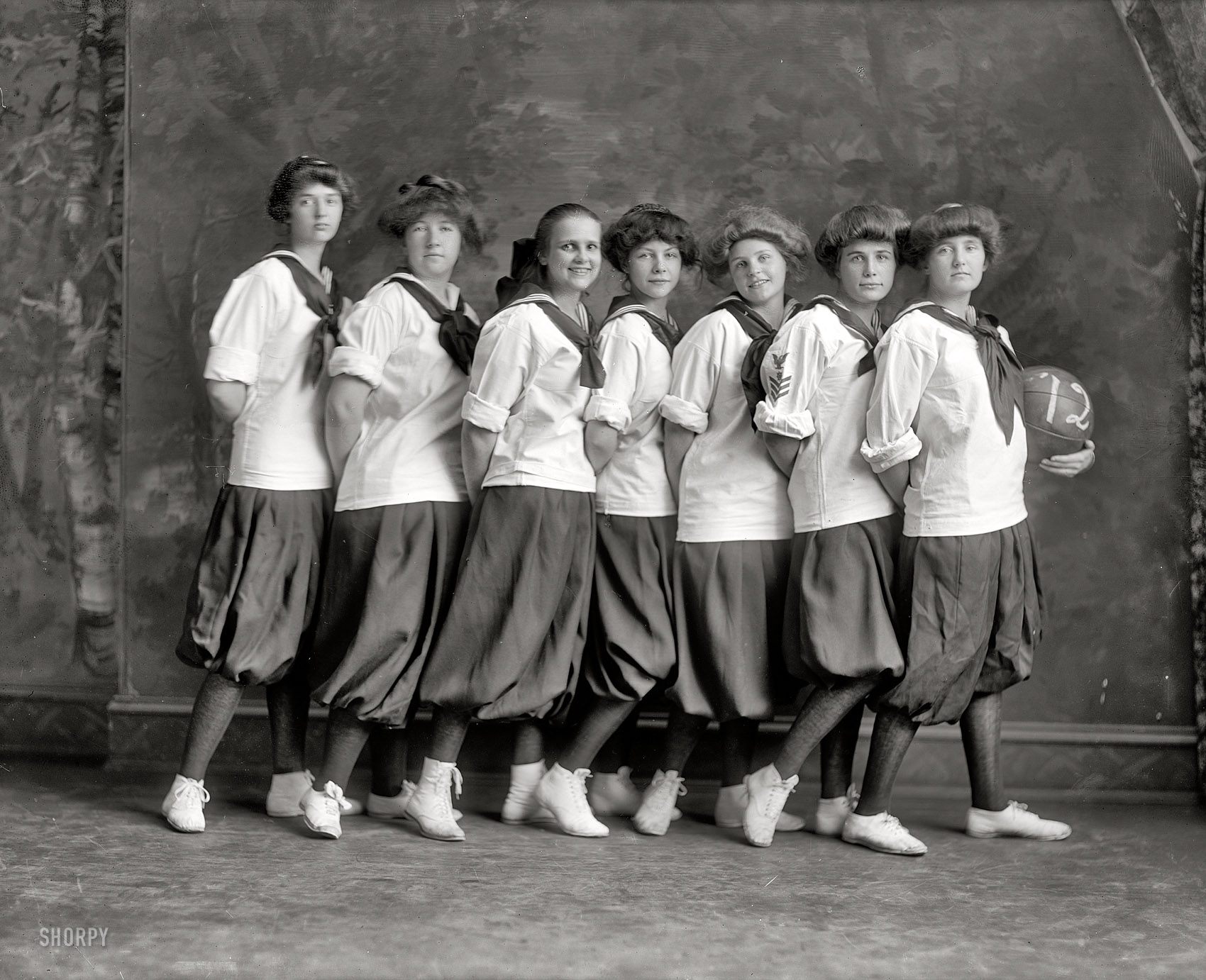 Washington, D.C. "Madeira School group." The Class of 1912 had that Gibson Girl thang goin' on. Harris & Ewing Collection glass negative. View full size.
