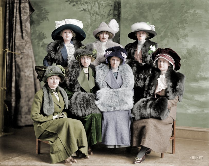 Washington, D.C., circa 1912. "Gunston Hall group." Students at the tony girls' school. Harris &amp; Ewing Collection glass negative. View full size.
