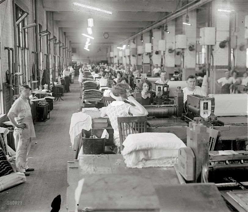 June 26, 1929. Washington, D.C. "Bureau of Engraving and Printing." Note the many mercury-discharge lamps. National Photo glass negative. View full size.
