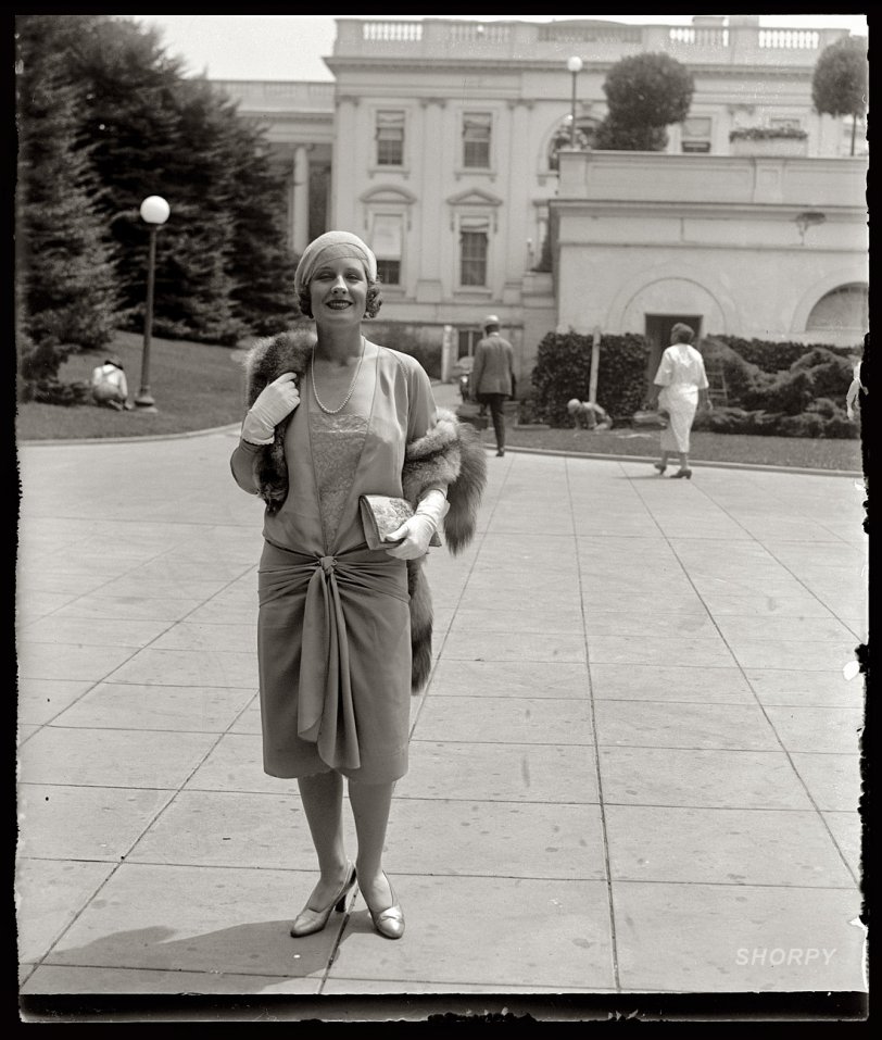 July 24, 1929. "Norma Shearer (Mrs. Irving Thalberg)." The Oscar-winning actress at the White House. National Photo Co. glass negative. View full size.
