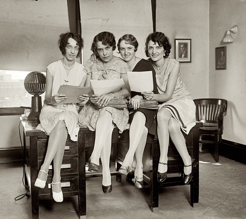 Aeronautic Girls: 1929