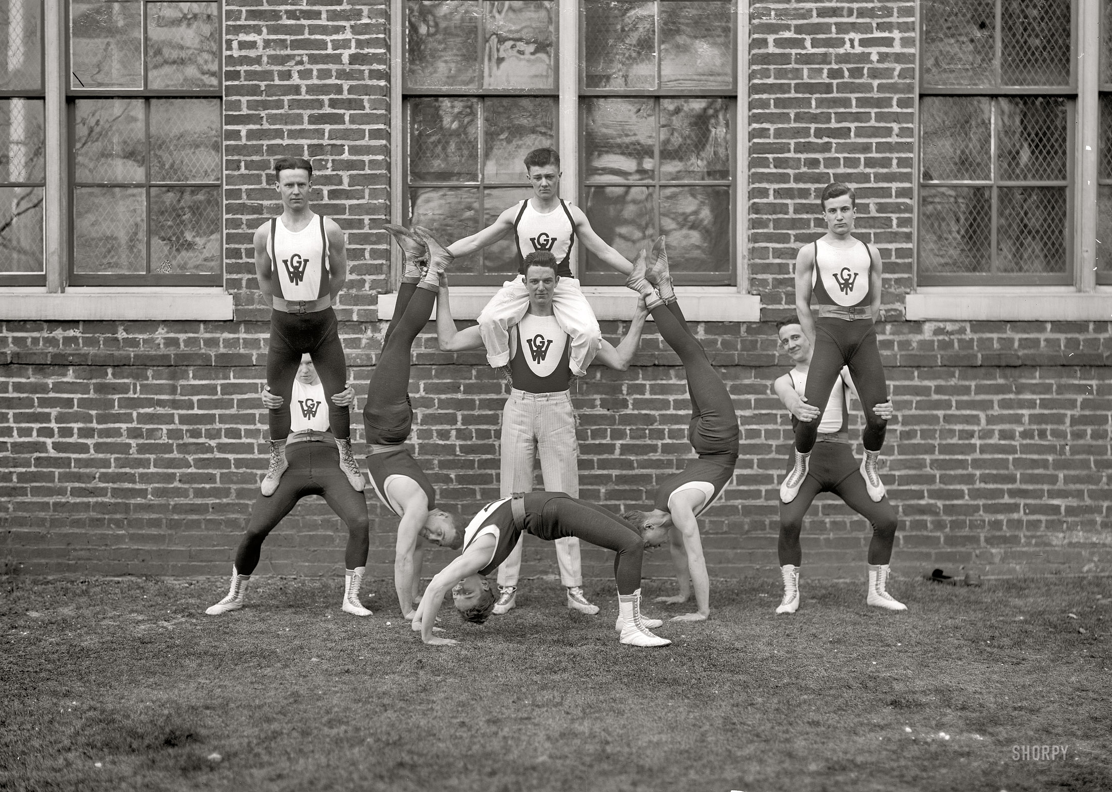 Orange, Virginia, circa 1910. "Woodberry Forest Gym Team." Our third look at these lithe and limber athletes. Harris & Ewing glass negative. View full size.