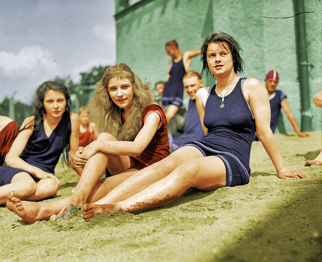 This is a colorized version of The Girls of Summer: 1922. View full size.