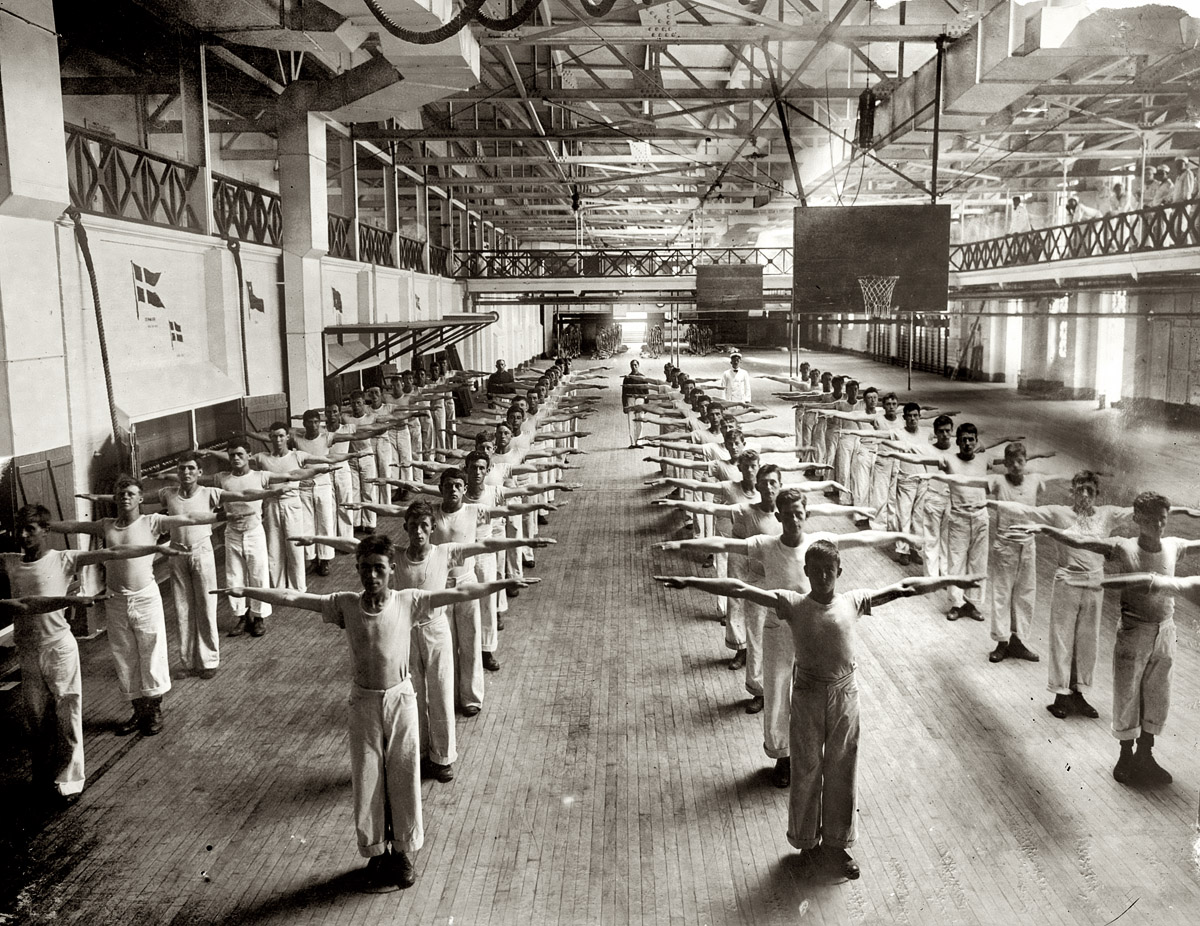1913. More sailors-in-the-making at the Naval Training Station in Newport, Rhode Island. View full size. National Photo Company Collection glass negative.