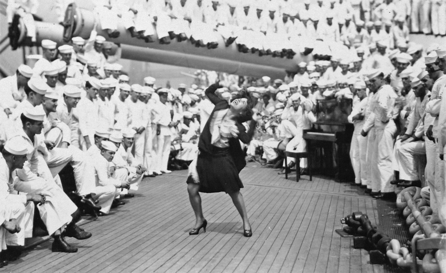 Dancer on a US Navy vessel, no idea who, when, where, which vessel;  Information welcome. View full size.